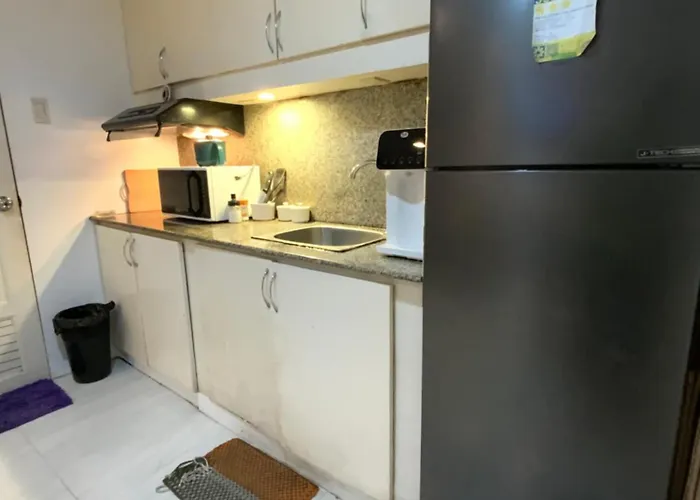 2 Bedroom Victoria De Makati アパートホテル *